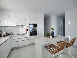Sunset Cliffs Apartments Tower 1