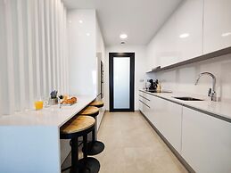Sunset Cliffs Apartments Tower 1