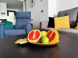 Sunset Cliffs Apartments Tower 1