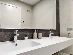 Sunset Cliffs Apartments Tower 1