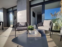 Sunset Cliffs Apartments Tower 1