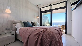 Sunset Cliffs Apartments Tower 1