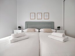 Sunset Cliffs Apartments Tower 1
