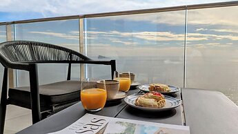 Sunset Cliffs Apartments Tower 2
