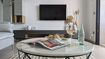 Sunset Cliffs Apartments Tower 2