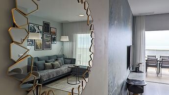 Sunset Cliffs Apartments Tower 2