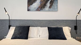 Sunset Cliffs Apartments Tower 2