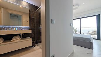 Sunset Cliffs Apartments Tower 2
