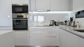 Sunset Cliffs Apartments Tower 2