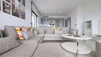 Sunset Cliffs Apartments Tower 2