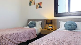 Sunset Waves Apartments Tower 1