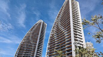 Sunset Waves Apartments Tower 1