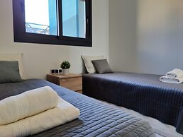 Sunset Waves Apartments Tower 1