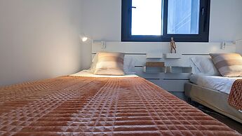 Sunset Waves Apartments Tower 1
