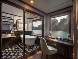 AIME'E CRUISES - HALONG BAY
