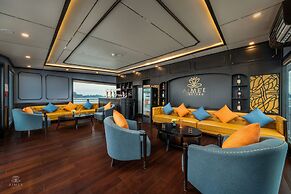 AIME'E CRUISES - HALONG BAY