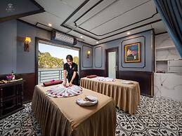 AIME'E CRUISES - HALONG BAY