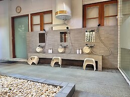 Nozawa Hostel and Onsen