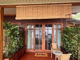 Ban Slow Life Homestay Koh Libong