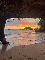 Ban Slow Life Homestay Koh Libong