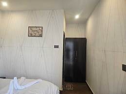Om Namastubhyam Home Stay