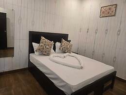 Om Namastubhyam Home Stay