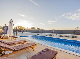 Villa Serenity
