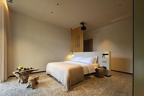 Qingmo Hidden Mid-Mountain Hotel