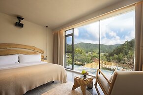 Qingmo Hidden Mid-Mountain Hotel
