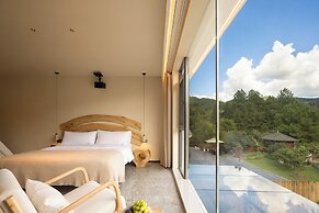 Qingmo Hidden Mid-Mountain Hotel