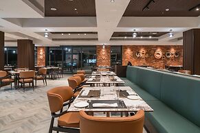 Bamus Sarovar Portico Kampala