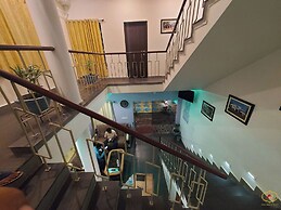 Hotel Aayes & Resort
