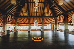 Om Wellness Resort