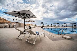 Petra Pillars Luxury Hotel