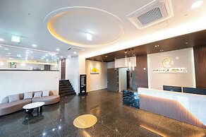 VAVANT TOURIST HOTEL