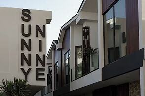 Sunny Nine by Betterplace