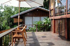 Baan Lhong View Lay