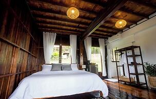 Baan Lhong View Lay