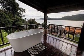 Baan Lhong View Lay