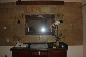 Serenity Villa & Spa