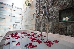 Serenity Villa & Spa