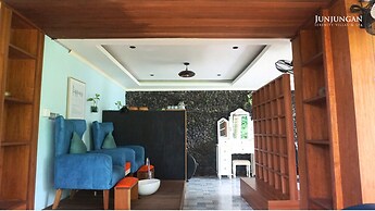 Serenity Villa & Spa