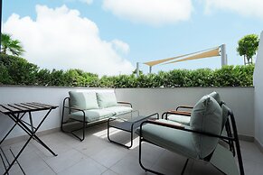Modern Studio in Azizi Riviera 46