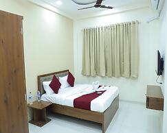 Hotel Devanshri Rooms & Restaurant