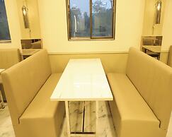 Hotel Devanshri Rooms & Restaurant