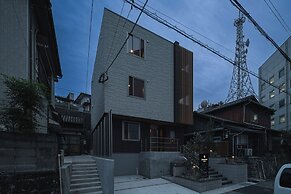 GRAND BASE MIRAI