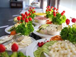 Algora Halal Hotel / Halal All inclusive