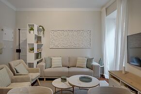 Bairro Alto Elegant by Homing