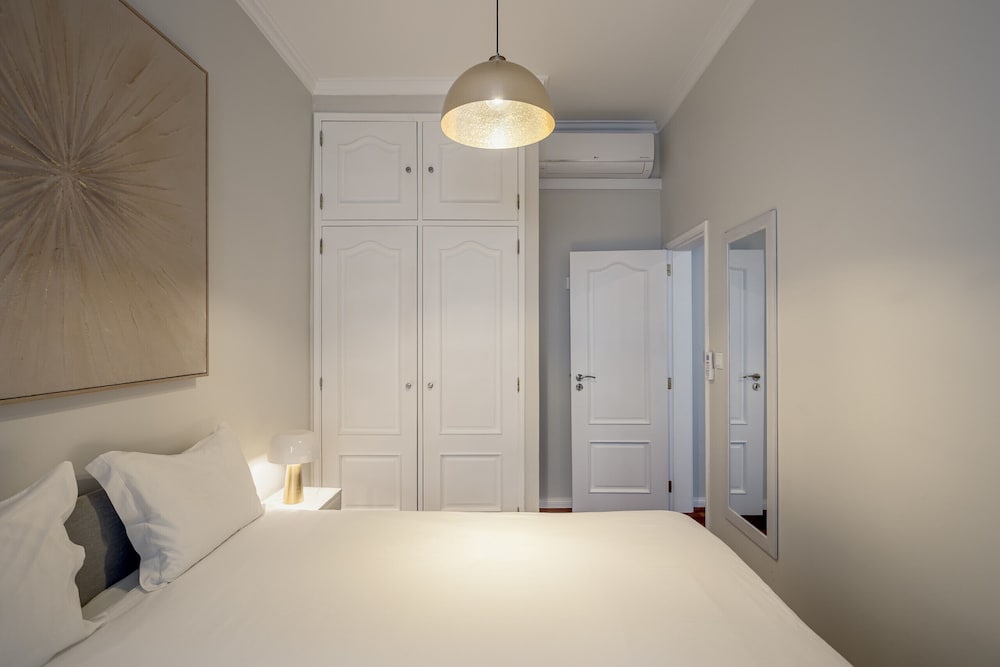 Bairro Alto Elegant by Homing