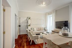 Bairro Alto Elegant by Homing